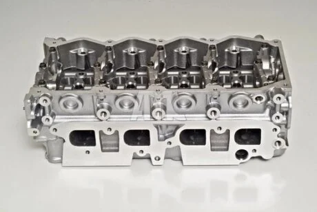 Головка блоку циліндрів NISSAN YD25 COMMON RAIL AMC 908510
