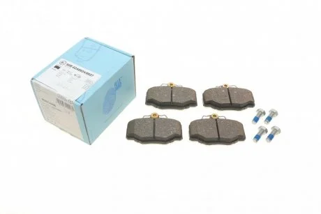 Колодки гальмівні дискові задні Nissan BLUE PRINT ADN14296