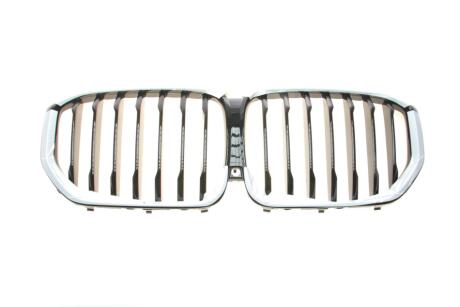 Решіка капота BMW 51138096590