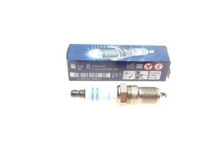 Свічка запалювання HR8DPP15V PLATINUM (FORD) (вир-во) BOSCH 0242229652