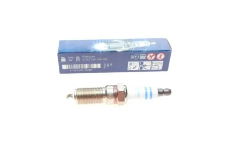 Свічка запалювання HR8NPP302 PLATINUM (FORD) (вир-во) BOSCH 0242229739