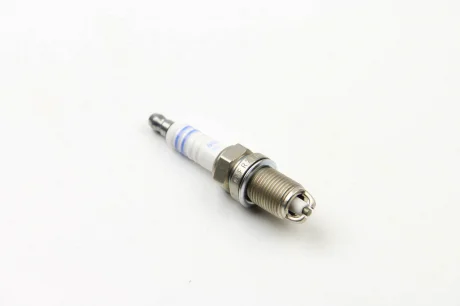 Свічка запалювання FR7LDCE NICKEL (PEUGEOT,RENAULT) (вир-во) BOSCH 0242235668