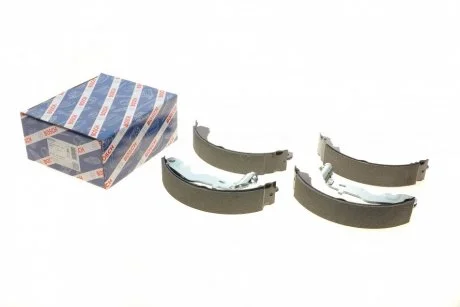 Колодка гальм. барабан. RENAULT Duster задн. (вир-во Bosch) BOSCH 0 986 487 774