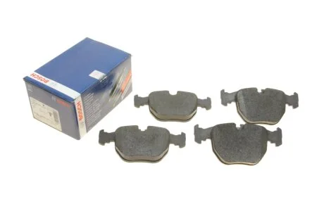 Колодка гальм. BMW 5 (E39),7 (E38),x5 (BOSCH 0 986 494 028