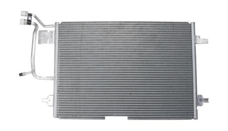 Радіатор кондиціонера AUDI A4 / PASSAT5 MT/AT 97-01 BOSCH 1986AD2063