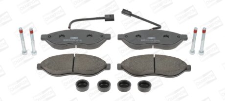 Колодки тормозные дисковые передние (с болтами и датчиками) Citroen Jumper II/ F CHAMPION 573260CH