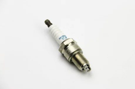 Свічка запалювання IRIDIUM TT DENSO IW20TT