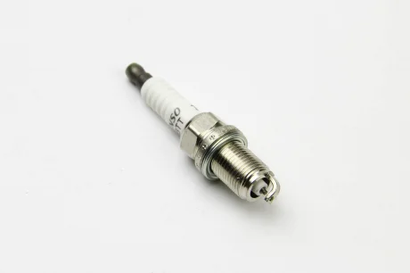 Свічка DS.4 Kia/Hu DENSO K16TT