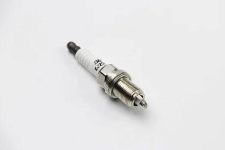 Свічка запалювання Opel/Honda/Chevrolet/ DENSO KJ20CRL11