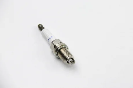 Свічка запалювання PLATINUM HYUNDAI, KIA, MB (вир-во) DENSO PK16PRL11