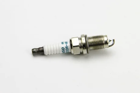 Свічка запалювання Iridium OE Honda Accord 2,0i 08>15, Civic 1,8i 05> (SKJ20DR-M11S) DENSO SKJ20DRM11S