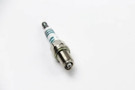 Свічка запалювання IRIDIUM TOUGH (вир-во) DENSO VK20Y