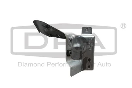 Кронштейн крыла переднего правого Skoda Rapid (13-)  DPA 88211698802