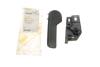 Ручка открывания капота с кронштейном VW Golf,Passat,T5/Skoda Fabia, Octavia/Seat (99-) DPA 88231807702 (фото 2)