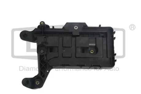 Майданчик кріплення акумулятора Skoda Octavia (04-13)/VW Golf 904-13), Jetta (06-13), Passat (06-15), Tiguan (07-09) DPA 99150782402