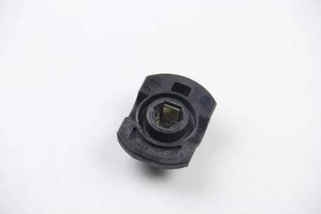Бегунок распределителя зажигания Mazda 323/626 1.3-2.0i 91-04  FACET 3.8331/32