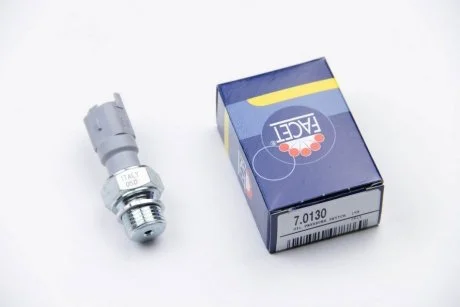 Датчик тиску оливи (0,5bar/1 конт./серый)BERLINGO/JUMPER/DUCATO 1.4-3.0 93- FACET 7.0130