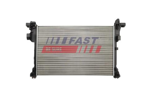 Радіатор охолодження двигуна Renault Trafic III/ Nissan NV300 (16-) 2.0d FAST FT10618
