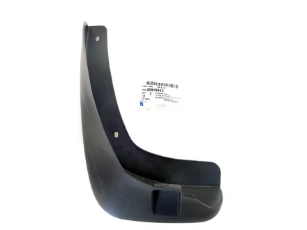 Брызговик задний левый Каптива GM 20918643
