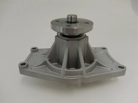 Насос водяной Hyundai HD 72/78 3.9 (D4DD/DB) GMB GWHY206A