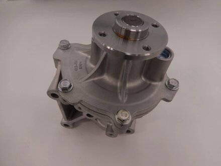 Насос водяной с патрубком Mitsubishi ASX 1.8 DI-D 10-/ Lancer 2.2D 10-/ L200 2.2 GMB GWM104AH