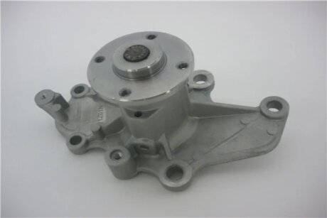 Насос водяний двигуна GMB GWMZ74A