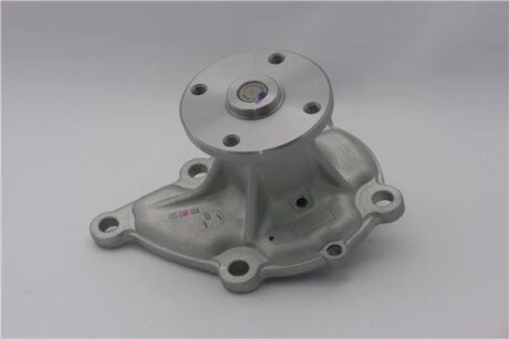 Насос водяний двигуна GMB GWN02A