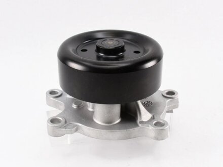 Насос водяной Nissan Juke 1.6 10-/14-/ Qashqai 2.0 14-/ X-Trail 14- GM GMB GWN116A