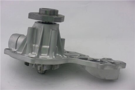 Насос водяний двигуна GMB GWVW07A