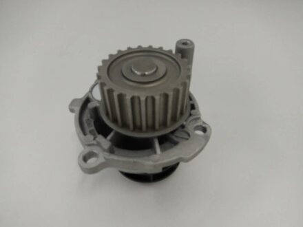 Насос водяной Audi A3 1.6/1.8 96-12/ A4 1.6/1.8 94-04/ VW Golf 1.6/1.8 97-08 (GW GMB GWVW24A