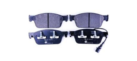 Колодки гальмівні дискові комплект передні HELLA 8DB355014981