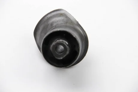 Втулка балки SEAT, VW задн. ось (вир-во Lemferder) LEMFORDER 10222 01