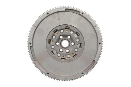 Маховик LuK 415 1085 10