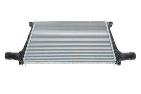 Радіатор інтеркулера MAHLE / KNECHT CI 711 000P