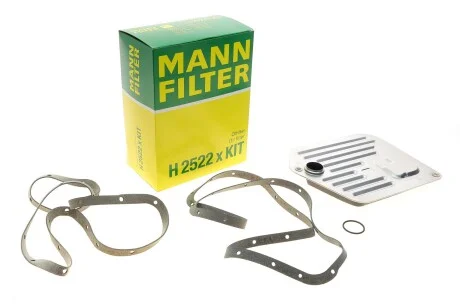 Фільтр масляний АКПП BMW (E38, E39, E53) 94-06 з прокладкою (вир-во) MANN H2522XKIT