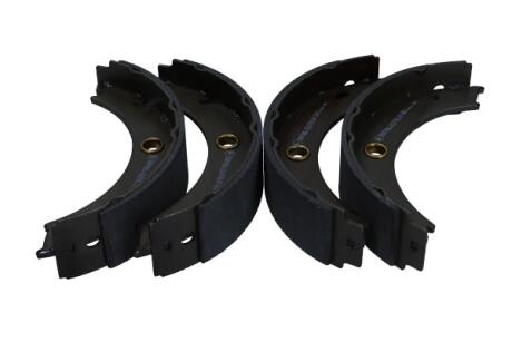 Колодки ручного тормоза, DB412 MAXGEAR 190304