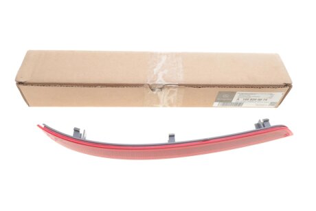 Накладка MERCEDES-BENZ 1668200074