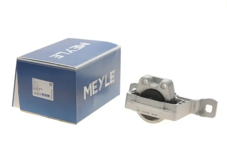 Опора двигуна (вир-во) MEYLE 714 030 0018