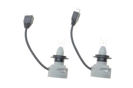 Лампа світлодіодна LED H7 12/24V Range Performance Advanced 19W 6000K (комплект) NARVA 181838100