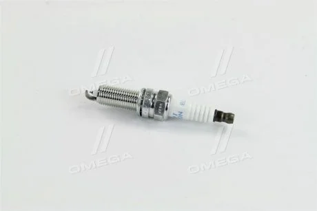 Свеча AZERA 3.0 11- 18846-11070 NGK SILZKR7B11
