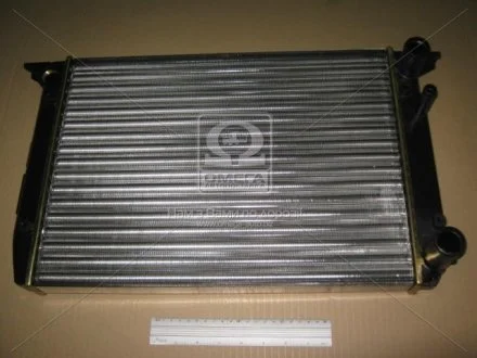 Радіатор охолодження AUDI 80/90 (B3) (86-) 1.4 (вир-во Nissens) NISSENS 604611
