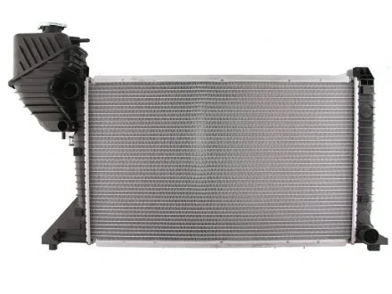 Радіатор охолодження Mercedes (вир-во Nissens) NISSENS 62519A