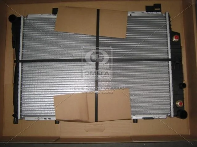 Радіатор охолодження Mercedes (вир-во Nissens) NISSENS 62756A (фото 1)