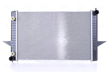 Радіатор охолодження двигуна NISSENS 65548A