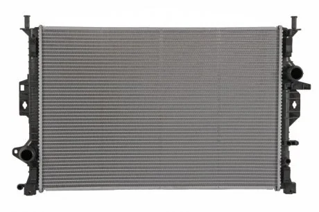 Радіатор охолодження Volvo (вир-во Nissens) NISSENS 65615A