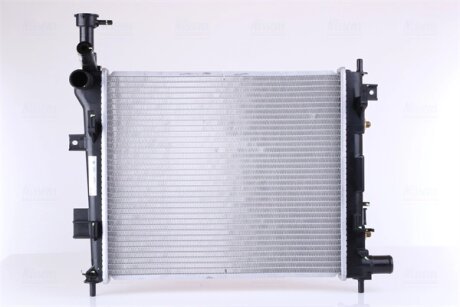 Радіатор охолоджування NISSENS 66746