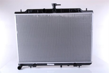 Радіатор охолодження двигуна NISSENS 67366