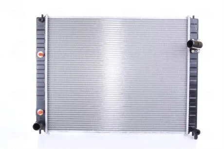 Радіатор охолоджування NISSENS 68091