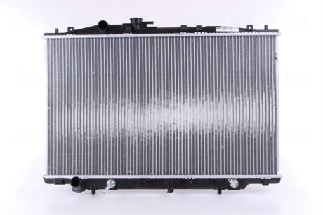 Радіатор охолоджування NISSENS 681393