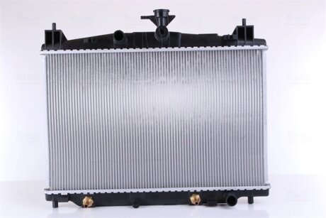 Радіатор охолодження двигуна NISSENS 68505